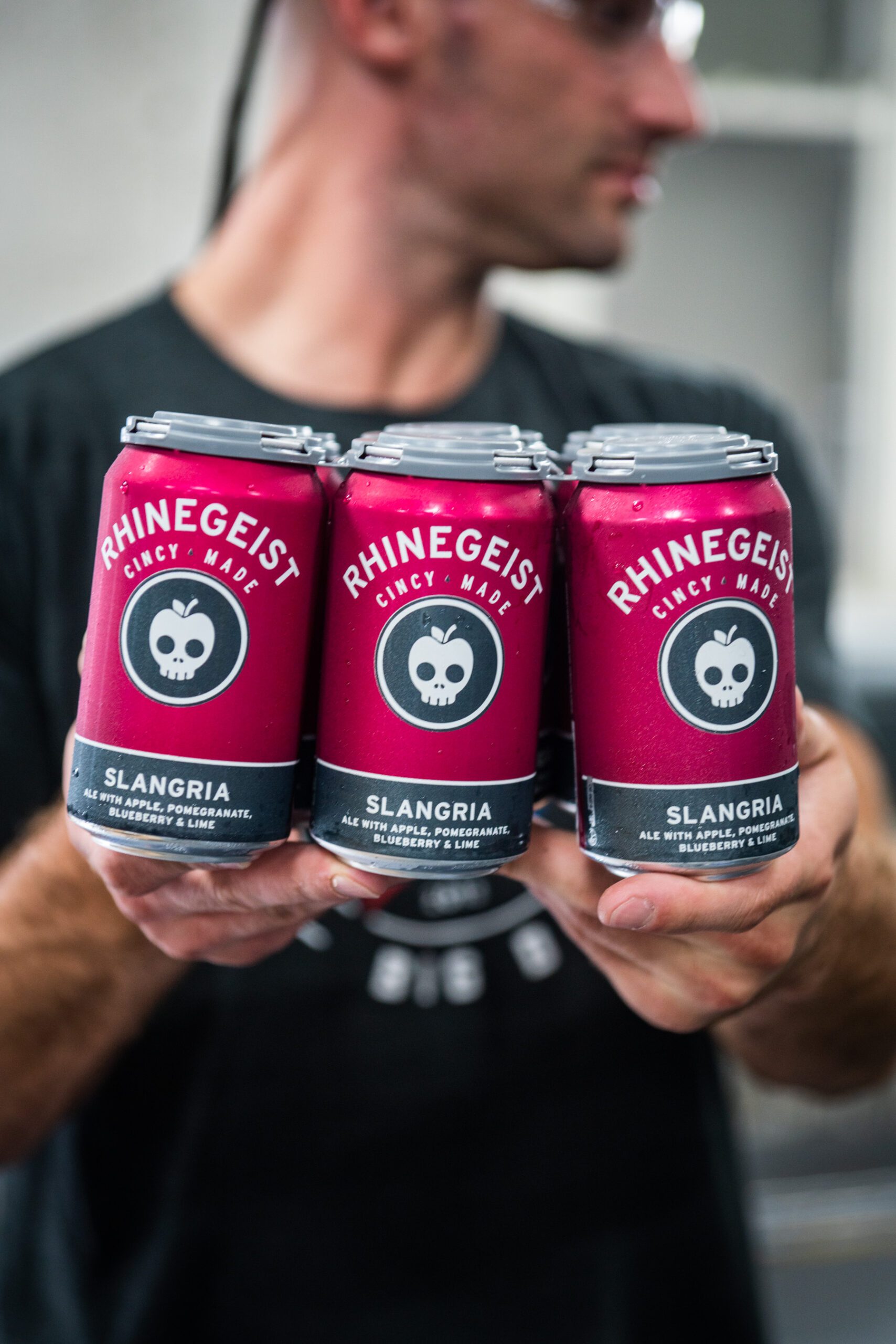 Slangriacanning 32 scaled slangria (fruited ale) review - rhinegeist