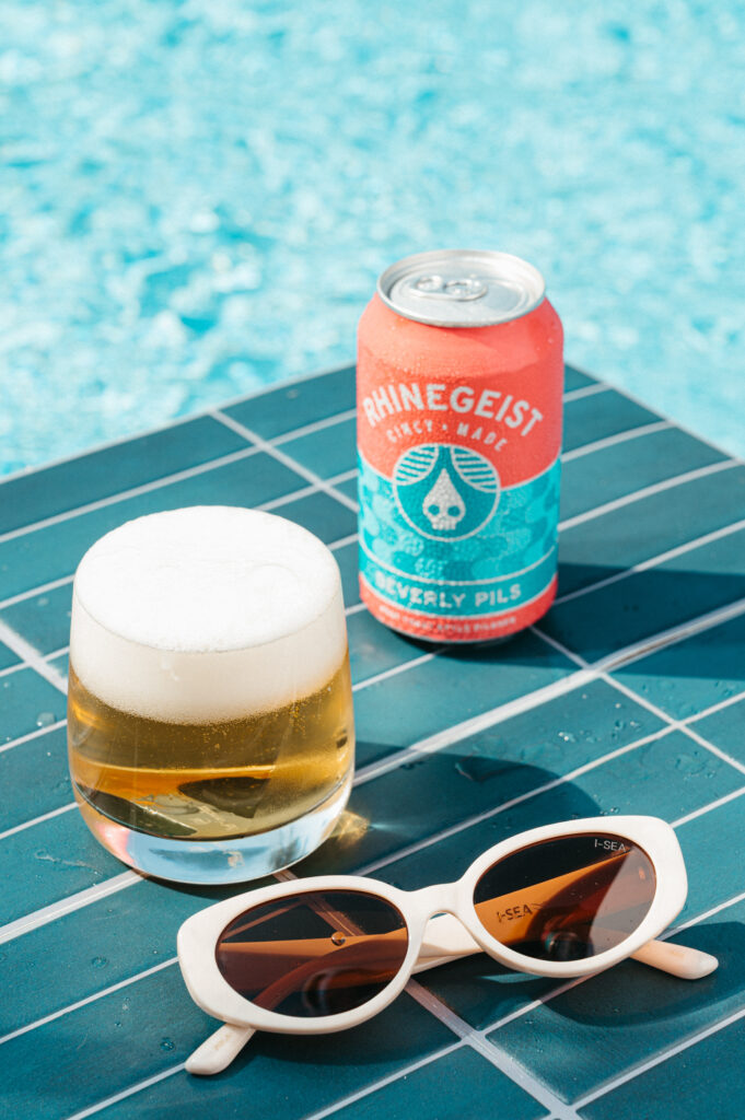 Beverlypils poolside 9 beverly pils (west coast pilsner) review - rhinegeist